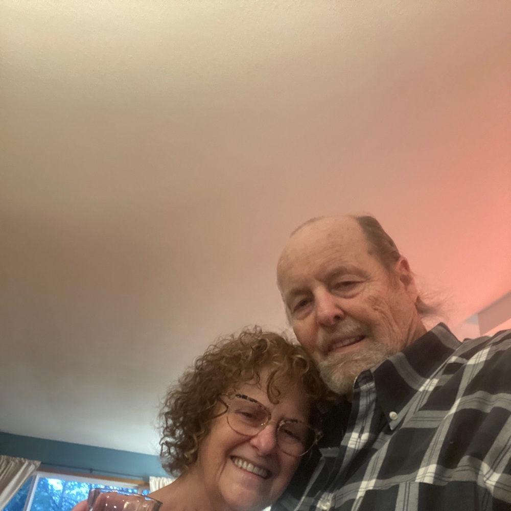 Meet your Posher Duane & Gail  Poshmark Ambassador